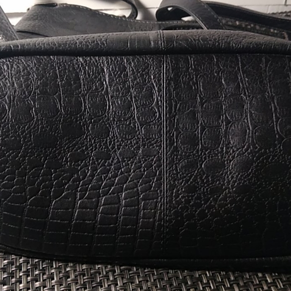 Leather works - Picture 3 of 4